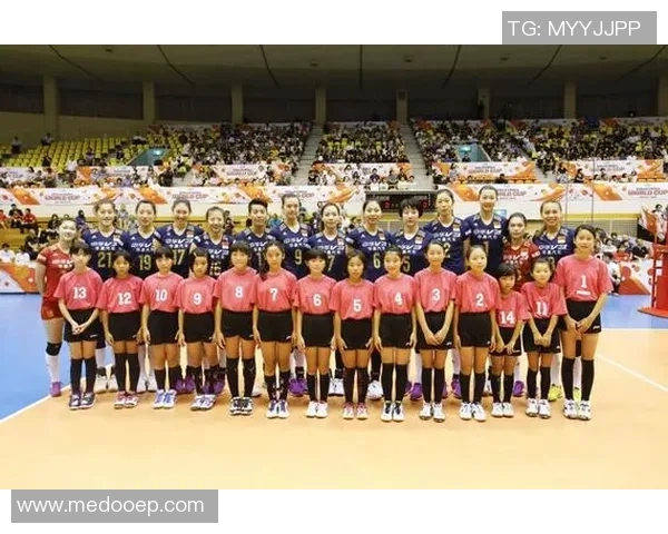 重庆排球队与成都排球队技术对比赛后复盘分析与总结