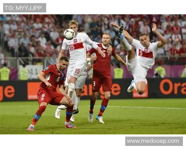 韩国与捷克足球明星的实力对比与排名分析