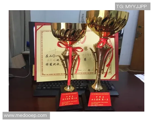 重庆乒乓球队与杭州乒乓球队技术对比分析赛后复盘