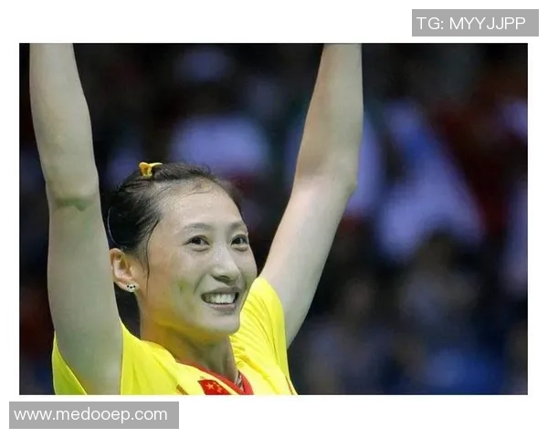 重庆羽毛球队以87分稳居锦标赛积分榜首位展现强劲实力