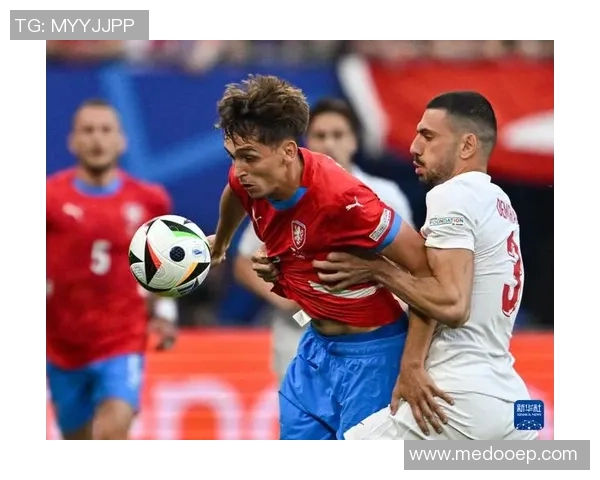 土耳其足球明星盘点：谁是绿茵场上的闪耀之星